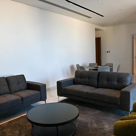 The 1 -nicosia Luxe Stay- Gym Pool 24h Concierge Appartement