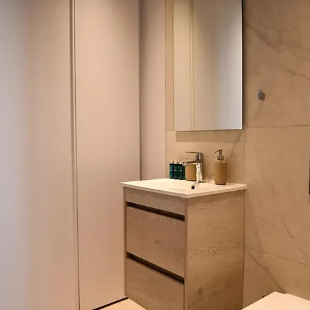 The 1 -nicosia Luxe Stay- Gym Pool 24h Concierge *