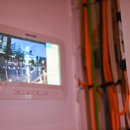 The 1 -nicosia Luxe Stay- Gym Pool 24h Concierge Appartement