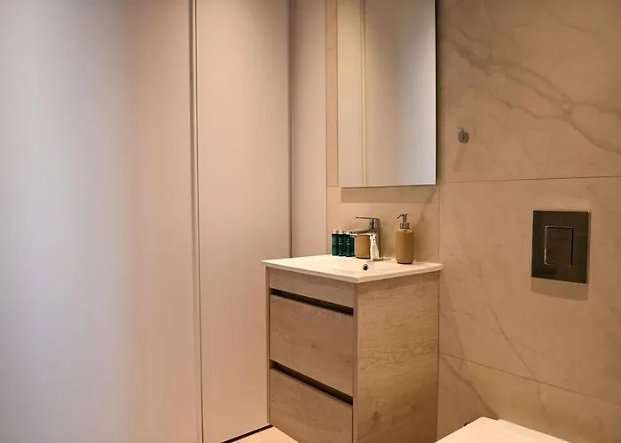 The 1 -nicosia Luxe Stay- Gym Pool 24h Concierge *