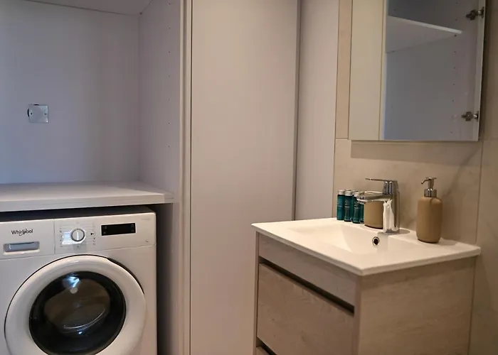 The 1 -nicosia Luxe Stay- Gym Pool 24h Concierge Nicosia