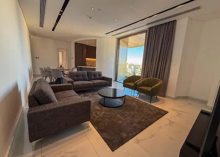 The 1 -nicosia Luxe Stay- Gym Pool 24h Concierge * Nicosia