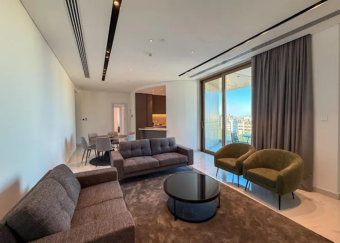 The 1 -nicosia Luxe Stay- Gym Pool 24h Concierge Apartment Nicosia