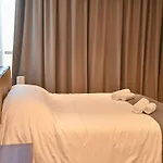The 1 -nicosia Luxe Stay- Gym Pool 24h Concierge Lejlighed Nicosia