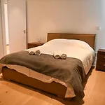 The 1 -nicosia Luxe Stay- Gym Pool 24h Concierge Lejlighed